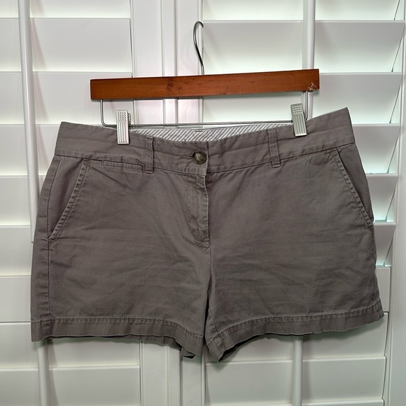 LOFT Pants - Grey Brown Chino Shorts | Size 6 | Loft